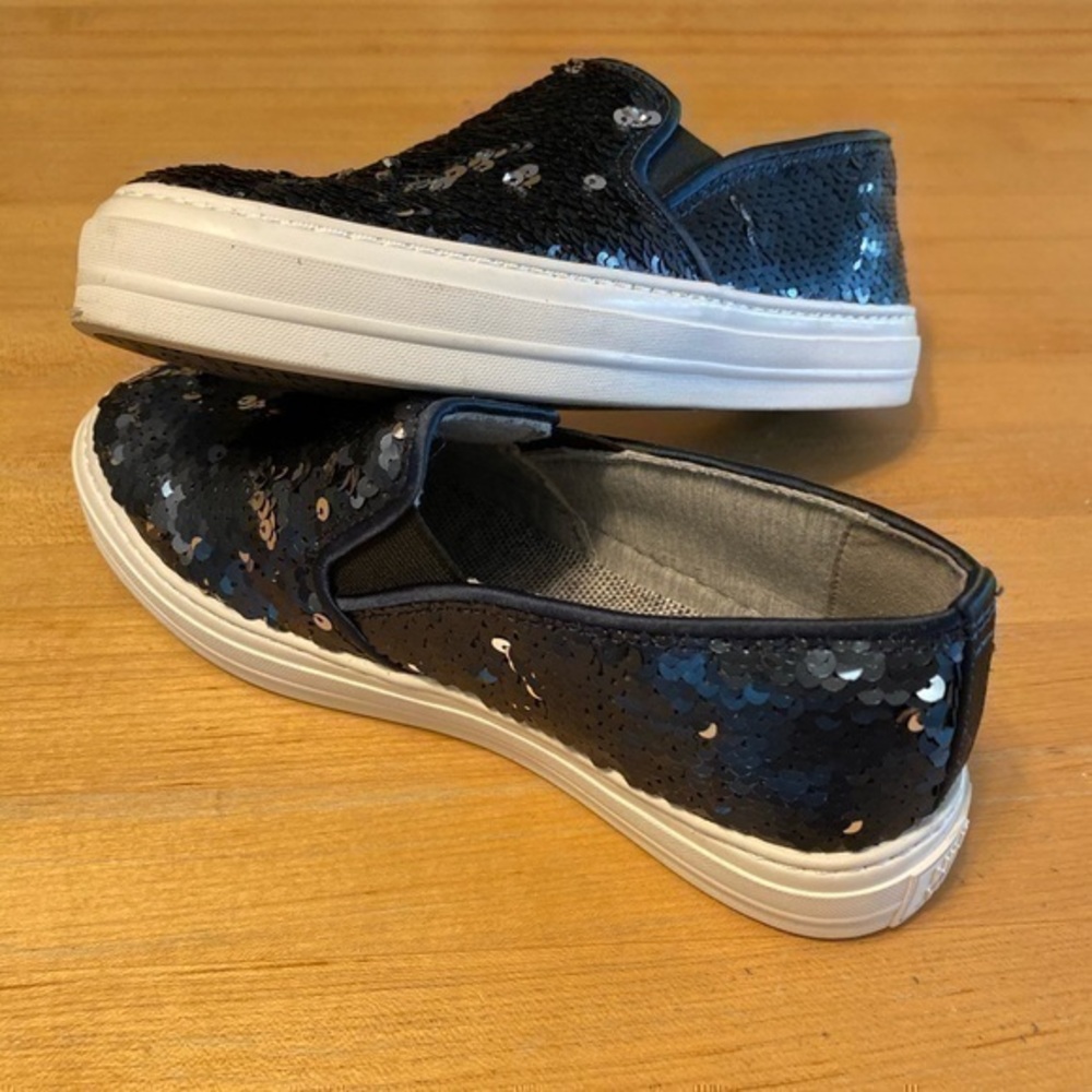 Nine West women’s sequins sneakers